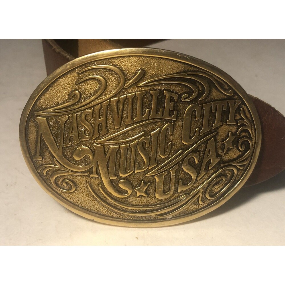 Vintage 1975 Belt Nickle & Leather Belt  Music City USA  32-36